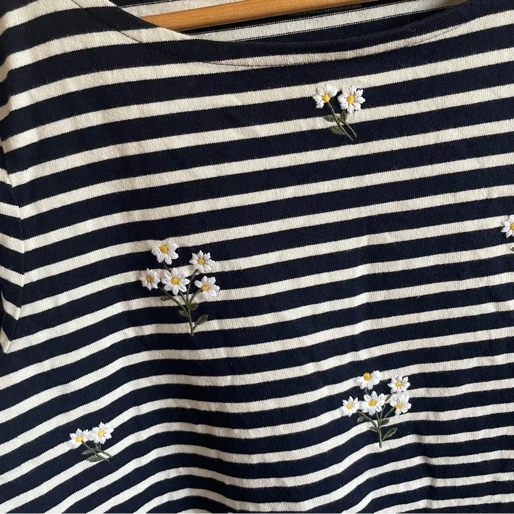Talbots Striped Long Sleeve Top Womens L Floral Embroidered Basic Classic Preppy - Picture 9 of 15